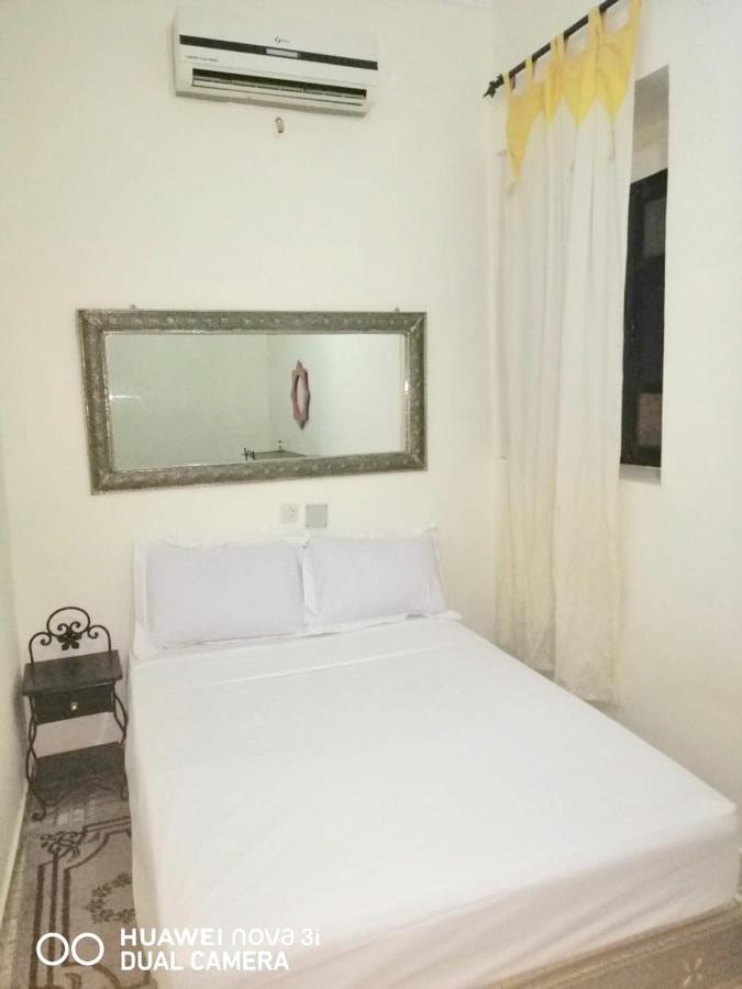 3 Bedrooms House With Wifi At Marrakech *